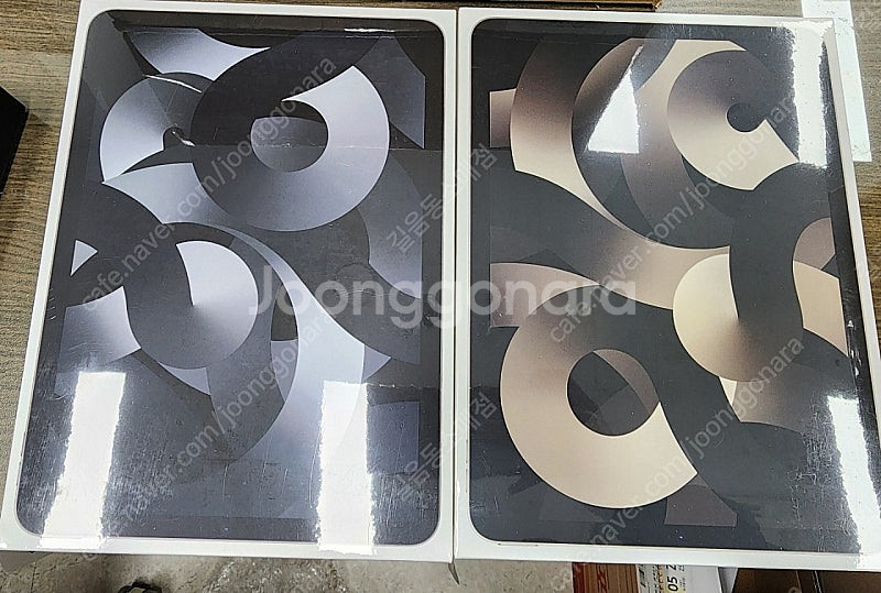 아이패드에어5세대 WIFI 64G 미개봉 새제품 판매합니다.--0